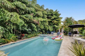Tropical Oasis, POOL, Hot Tub, +Guest House 10 ppl